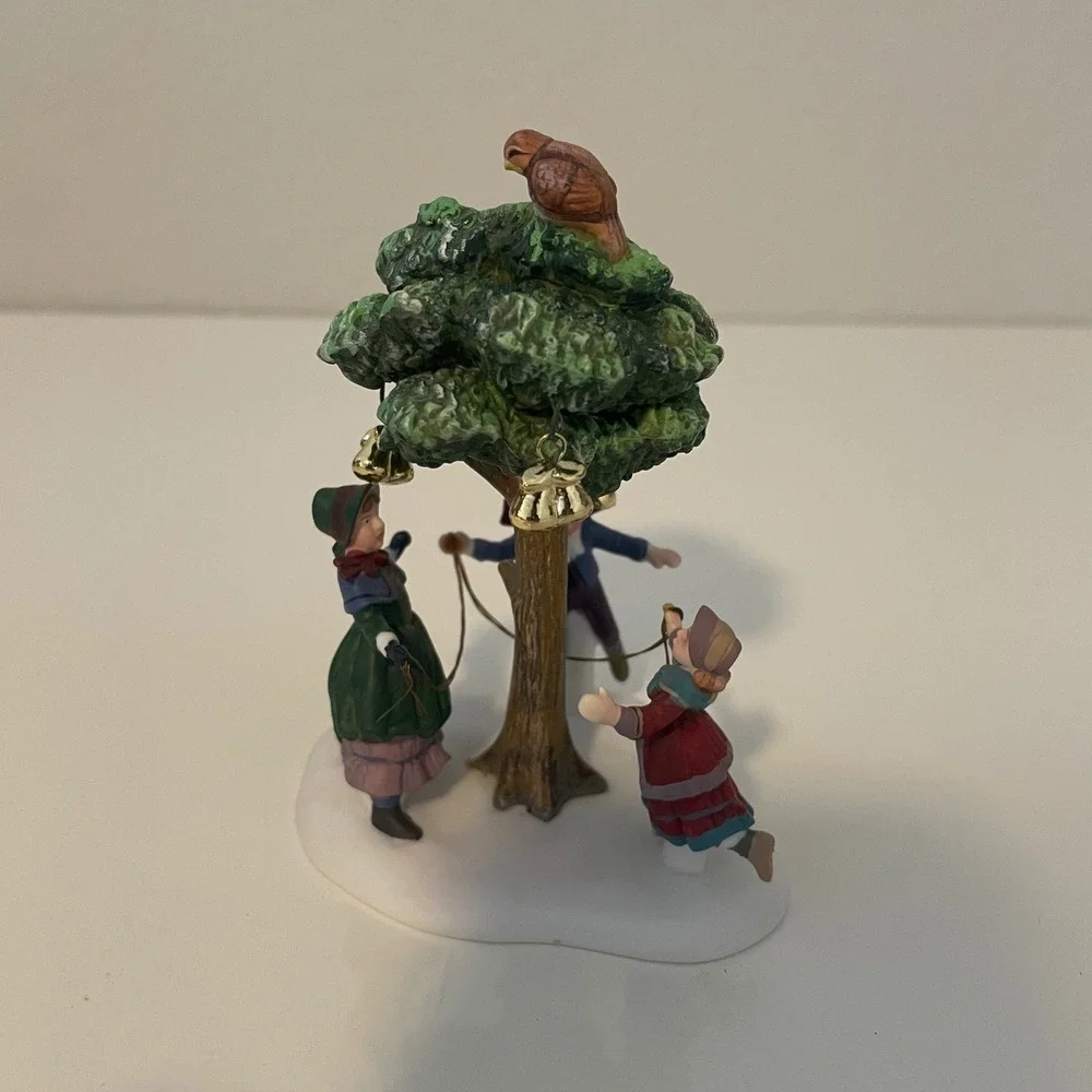 Department 56 A Partridge In A Pear‎ Tree